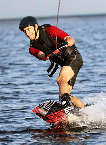 Waterskiing