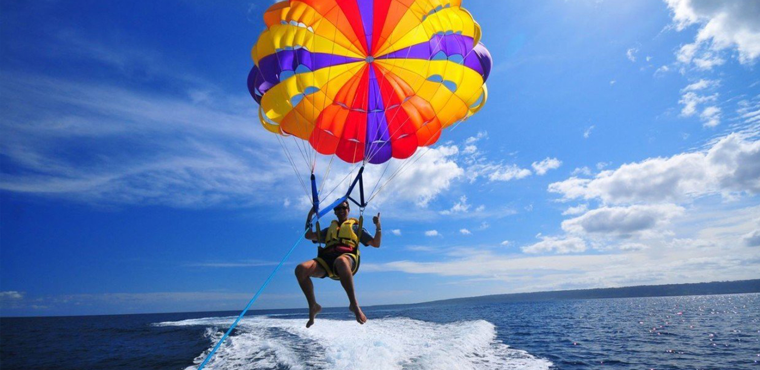 Parasailing in Zanzibar